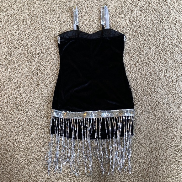 Dream girl black & silver sequined flapper dress - Picture 10 of 11